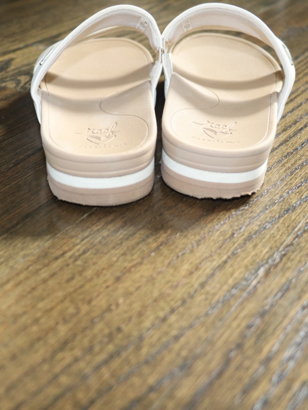 Reef Kids Banded Horizon Hi Slide Sandals size 4 cream dual padded straps - Picture 11 of 12